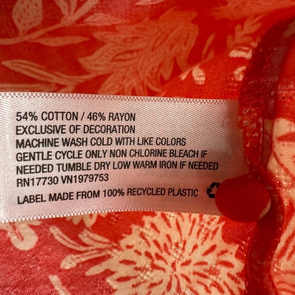 Universal Thread Red Floral Blouse Top Shirt Women’s L - Picture 7 of 8